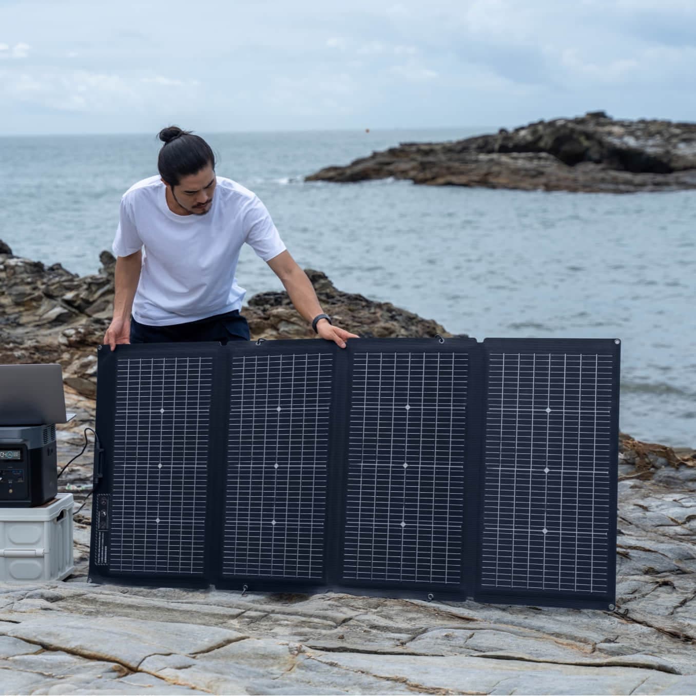 Load image into Gallery viewer, EcoFlow EcoFlow 220W Bifacial Portable Solar Panel